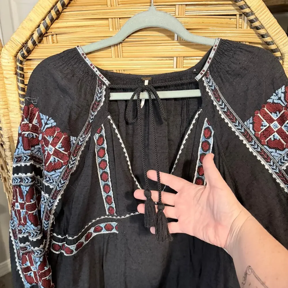Free people cotton blend black boho embroidered dress long sleeve medium mosaic